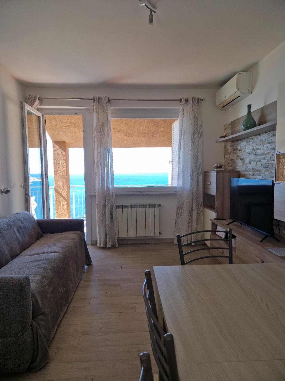 La Finestra Sul Golfo Apartment Оспедалети Екстериор снимка