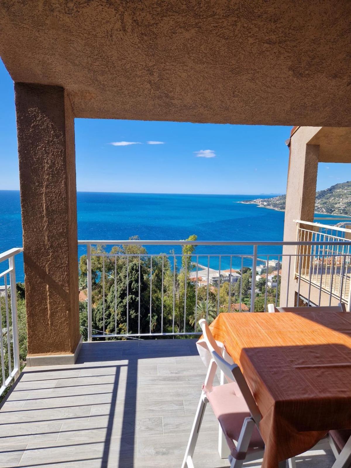 La Finestra Sul Golfo Apartment Оспедалети Екстериор снимка