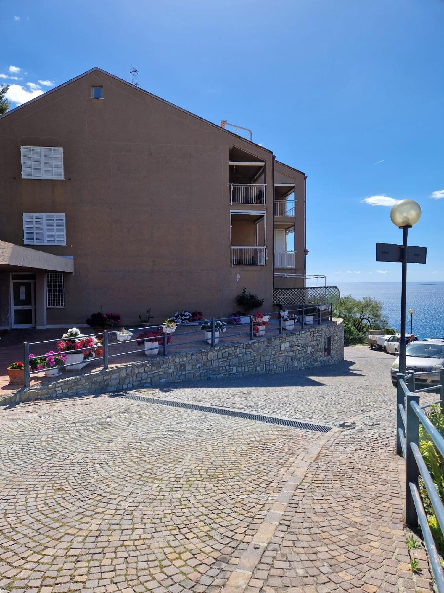 La Finestra Sul Golfo Apartment Оспедалети Екстериор снимка