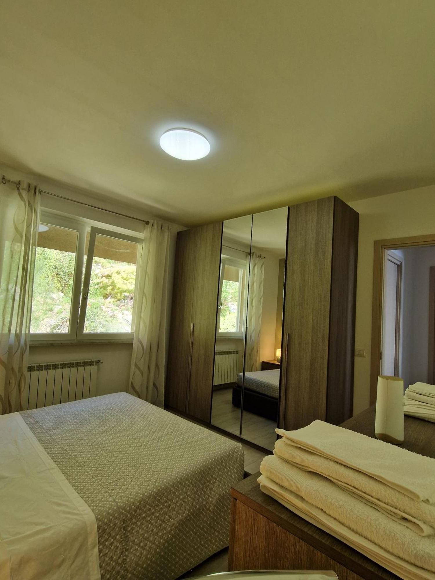 La Finestra Sul Golfo Apartment Оспедалети Екстериор снимка